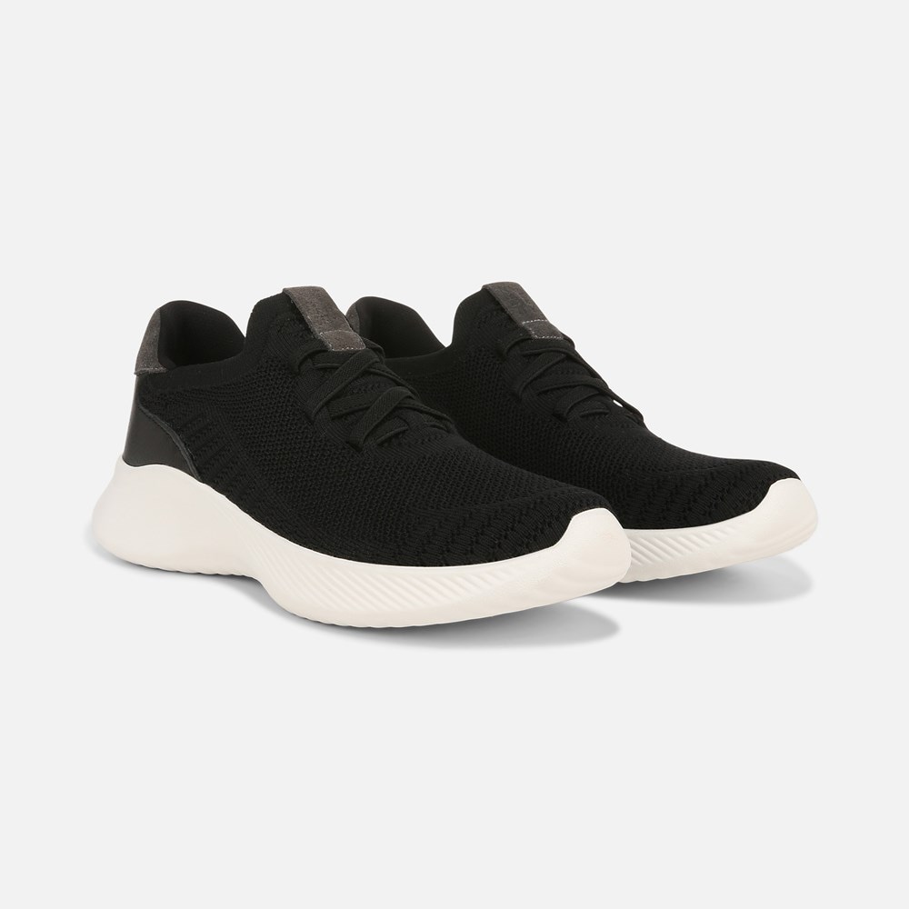 Naturalizer Emerge Slip On Walking Sneaker