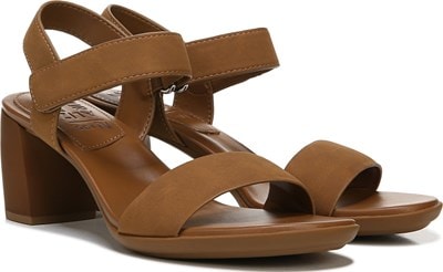 naturalizer usa outlet