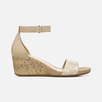 naturalizer wedges