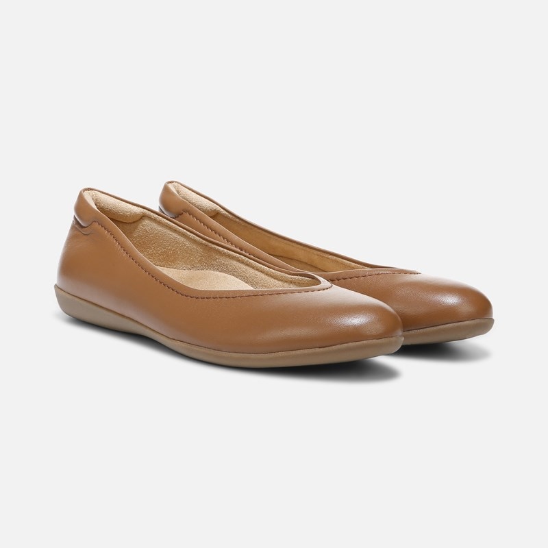 Naturalizer Vivienne Flat Shoes, English Tea Leather, 6.0W Almond Toe, Non-Slip Outsole