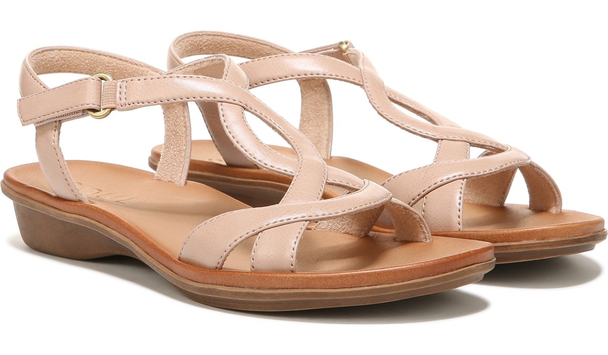 naturalizer strappy shoes